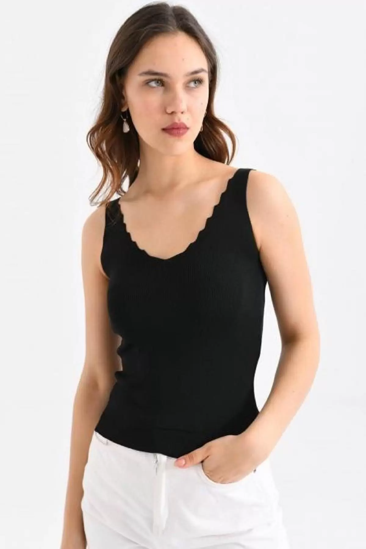Askılı Merdiven Desenli Kadın Siyah Crop Triko Bluz