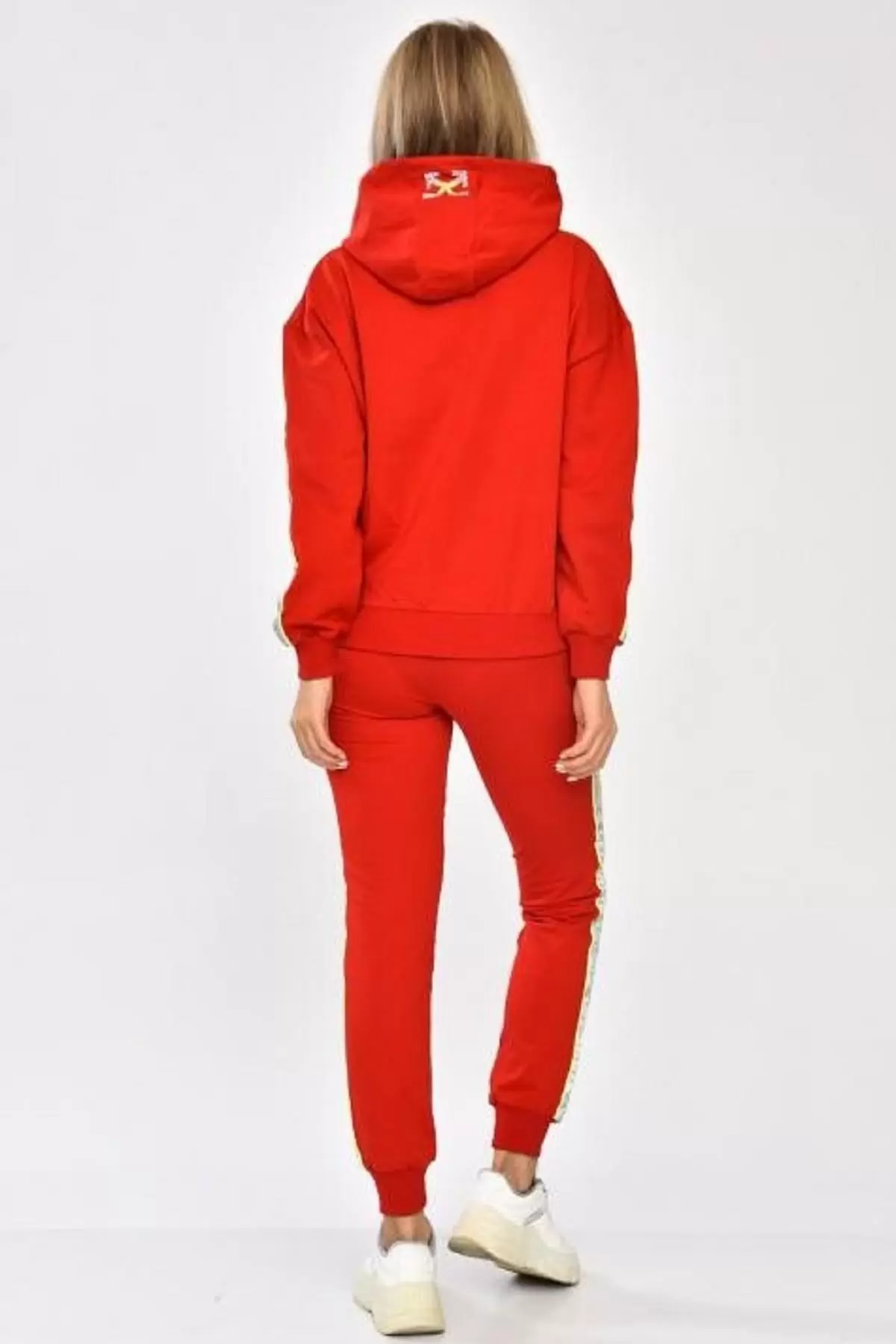 Baskılı ve Yandan Şeritli Kapüşonlu Kırmızı Kadın Eşofman Takım
