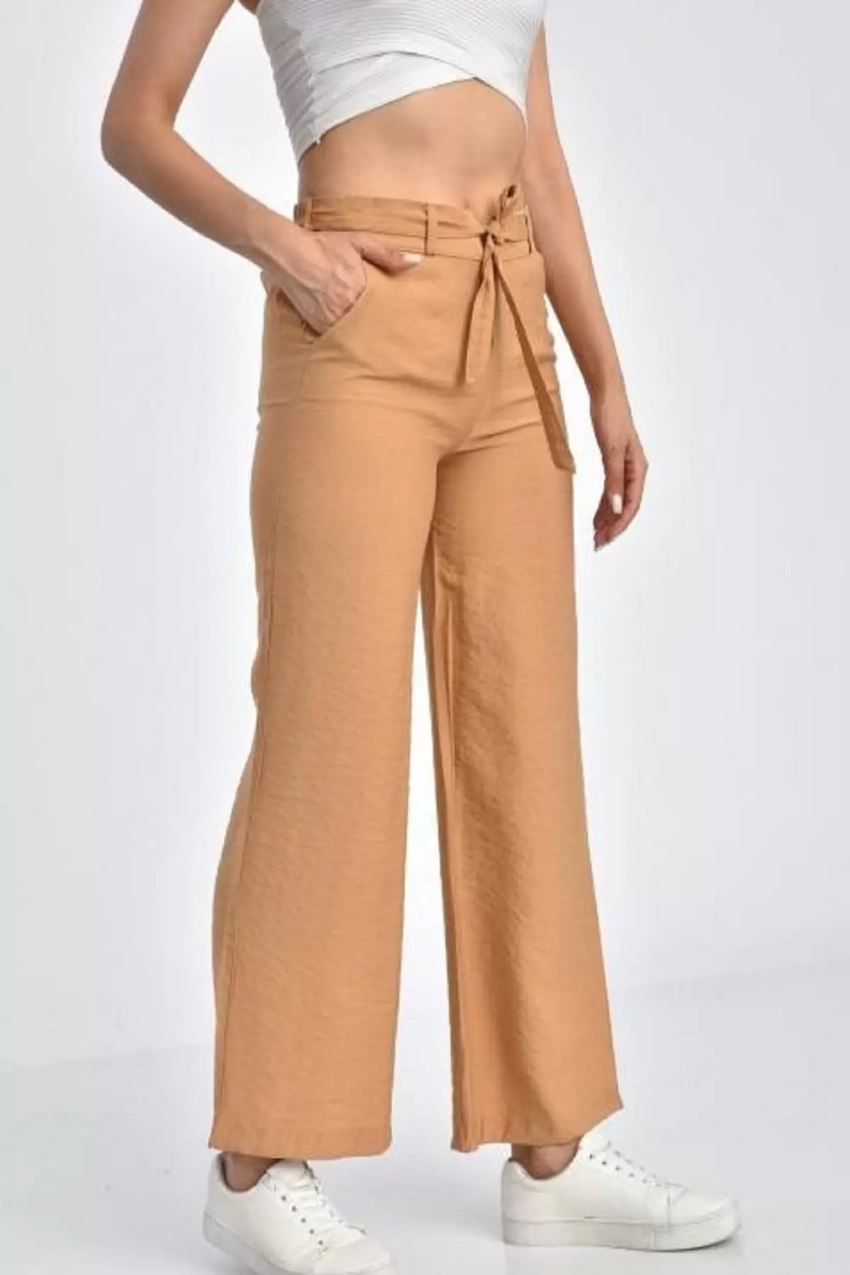 Belden Lastikli Kuşaklı Bol Paça Camel Keten Kadın Pantolon