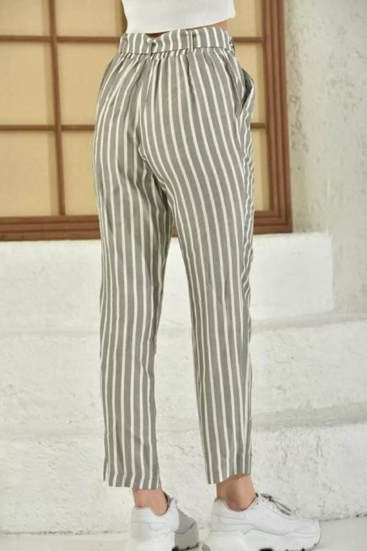 Belden Lastikli Kuşaklı Çizgili Gri Kadın Bilek Pantolon