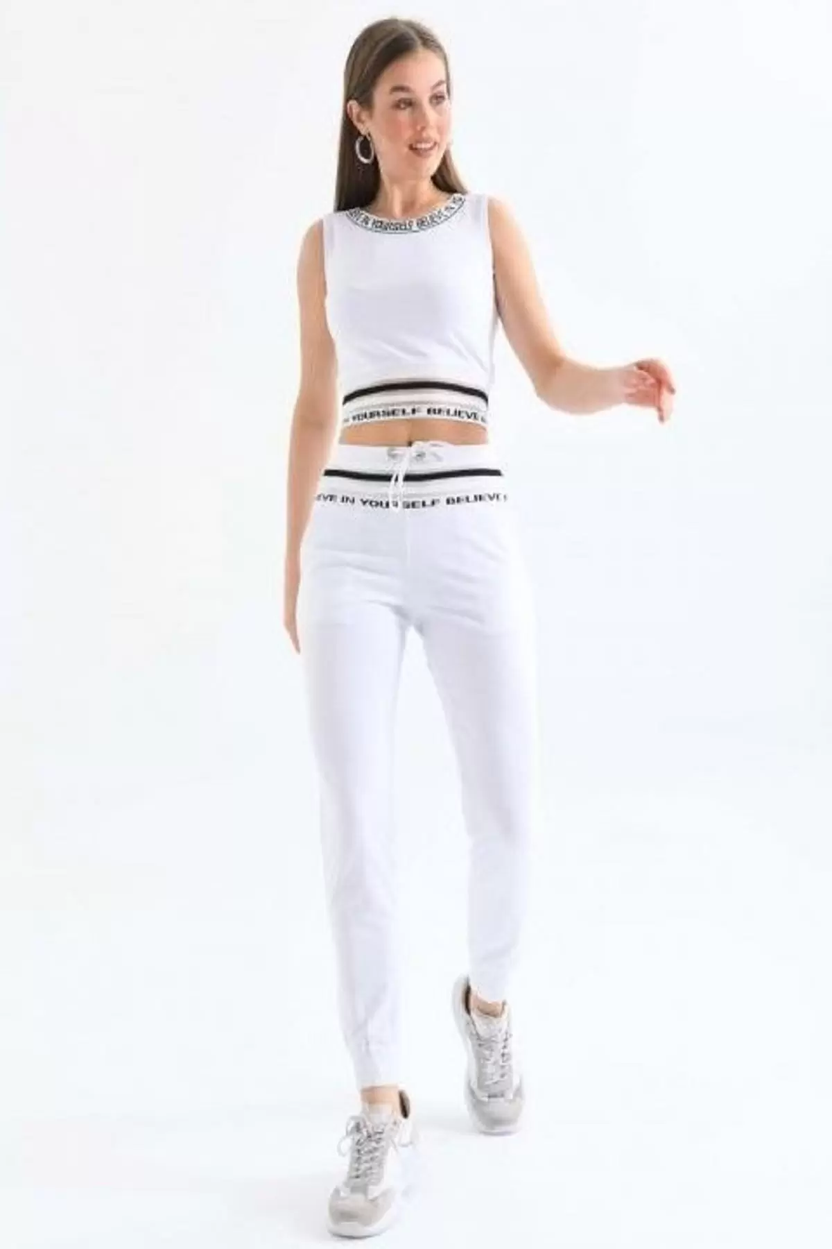 Bisiklet Yaka File Detaylı Kolsuz Beyaz Kadın Eşofman