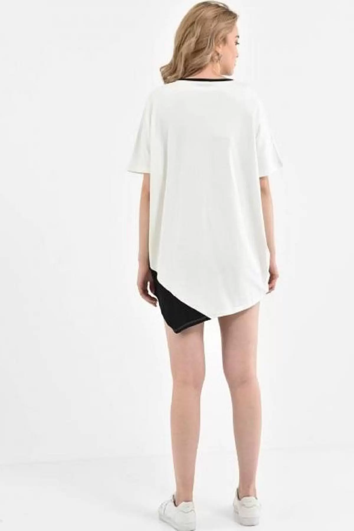 Bisiklet Yaka Yandan Fermuarlı Baskılı ve Taşlı Beyaz Kadın Bluz