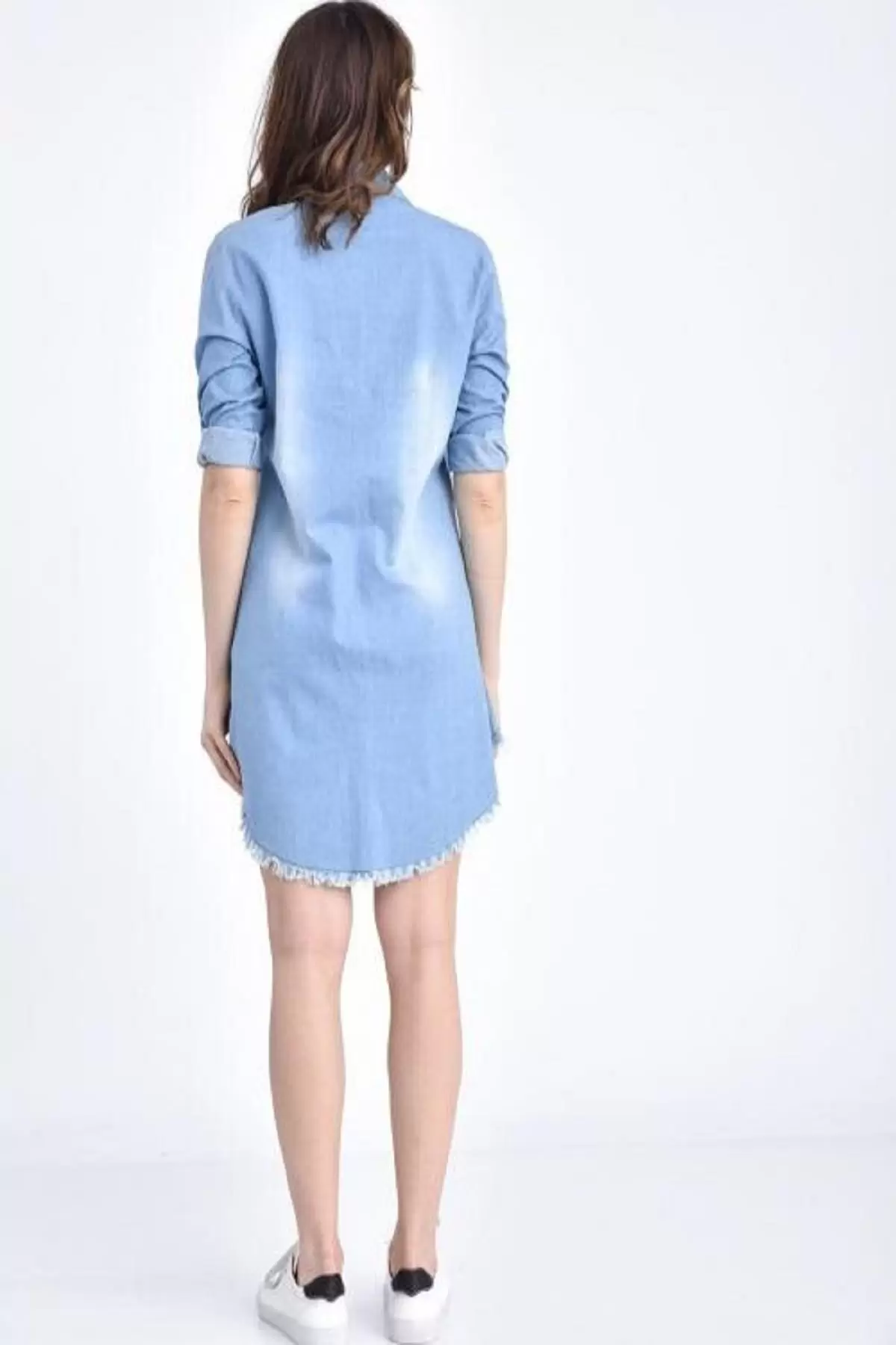 Göğüs ve Etek Kenarları Püsküllü Dar Kesim Açık Mavi Kadın Tunik