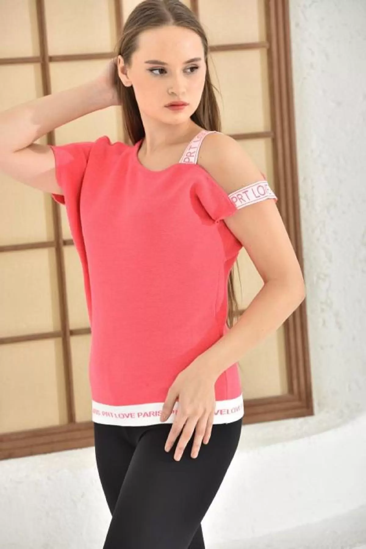 Kayık Yaka Tek Omuz Askılı Simli Pembe Triko Bluz