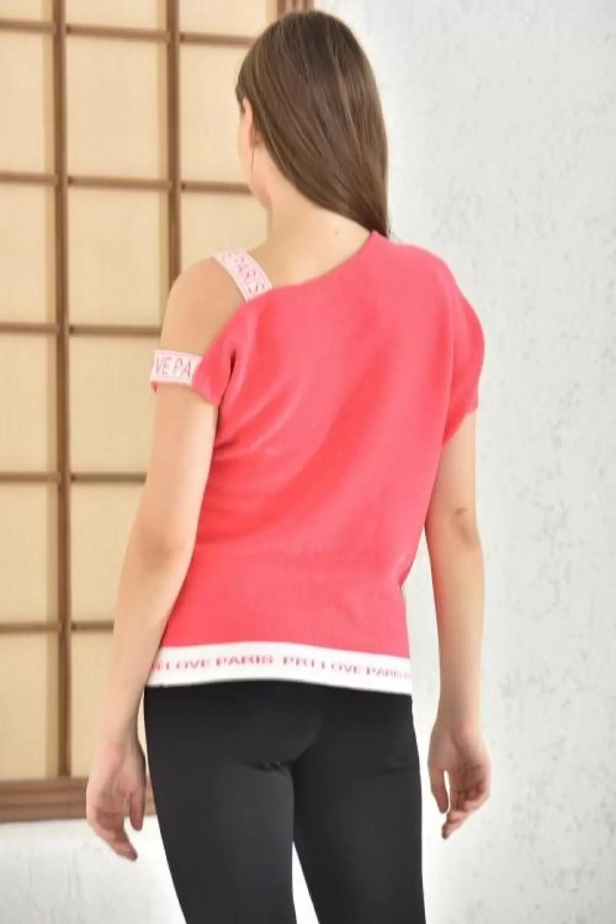 Kayık Yaka Tek Omuz Askılı Simli Pembe Triko Bluz