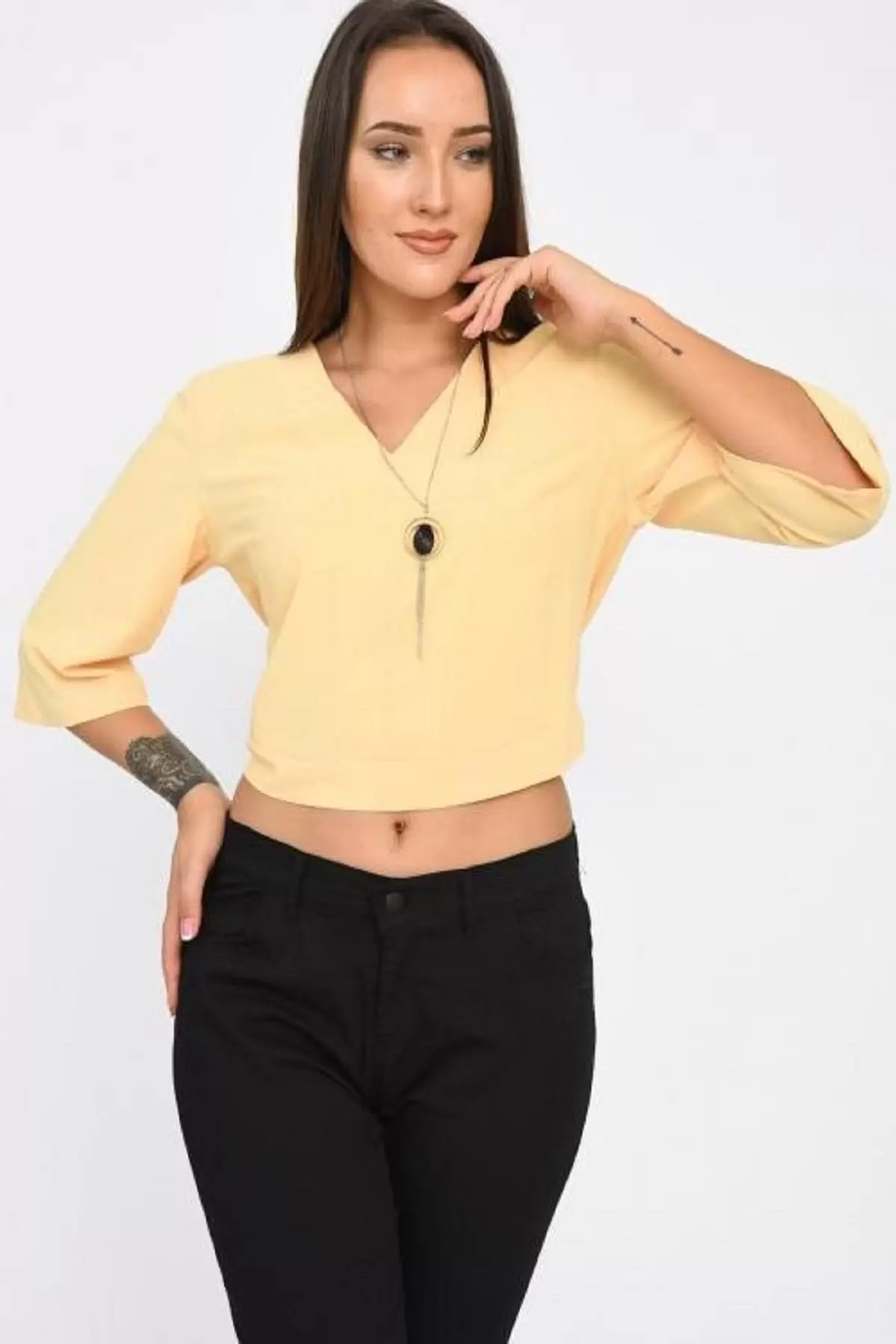 V Yaka Takı ve Sırt Detaylı Uzun kollu Sarı Kadın Bluz