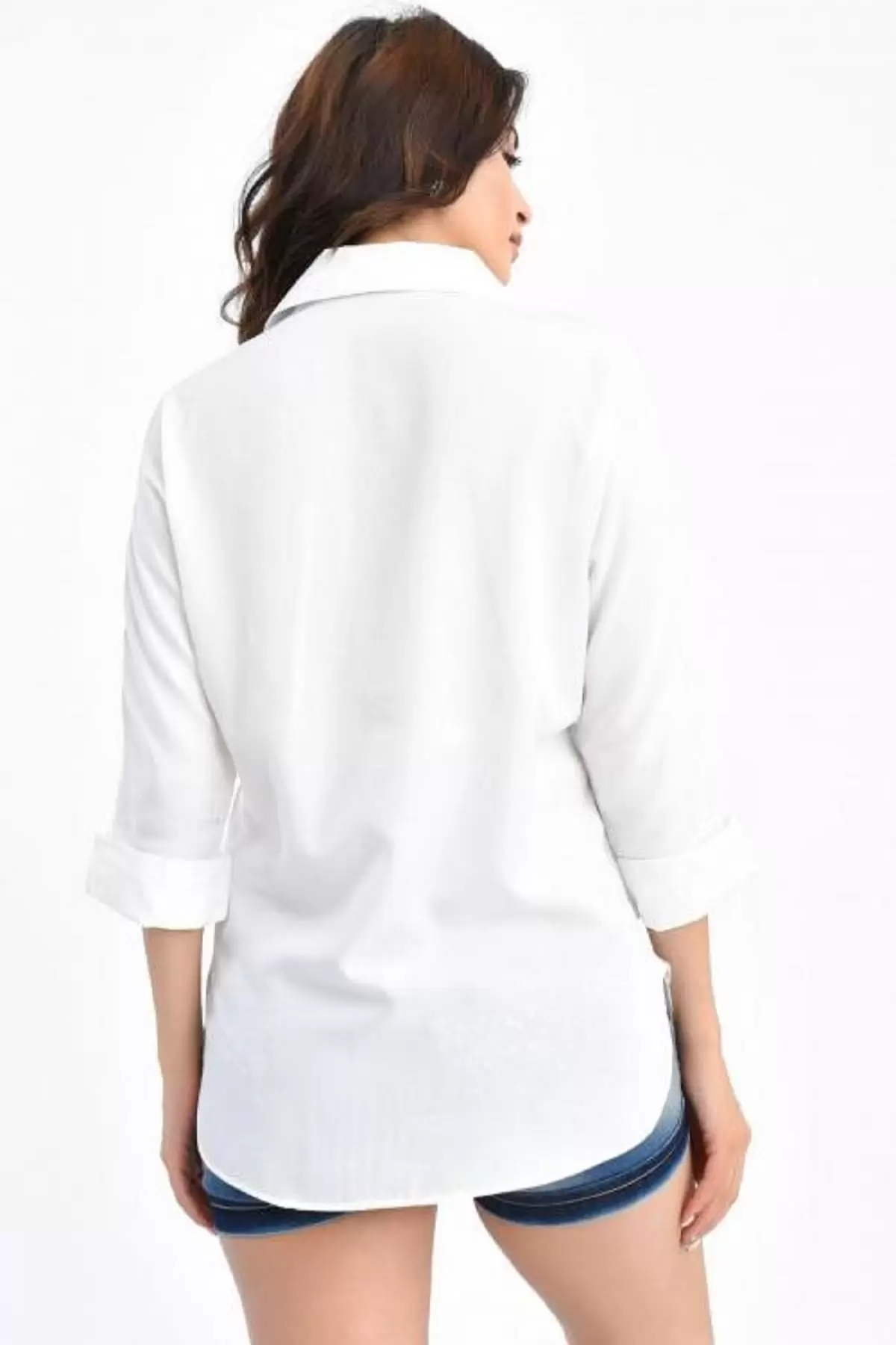 Yaprak Taş Dizili Kısa Kollu Beyaz Kadın Gömlek