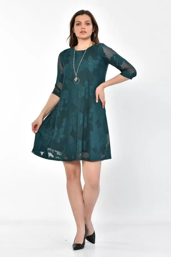 Bisiklet Yaka Dantel Takı ve Astarlı Zümrüt Yeşil Abiye Kadın Elbise