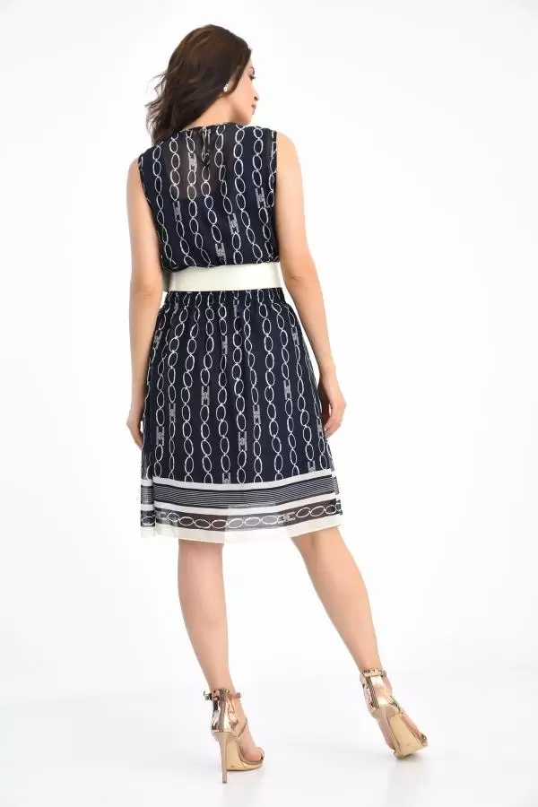 Bisiklet Yaka Kolsuz ve Kemerli Siyah Kadın Elbise