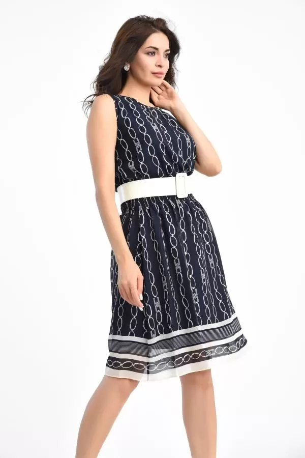 Bisiklet Yaka Kolsuz ve Kemerli Siyah Kadın Elbise