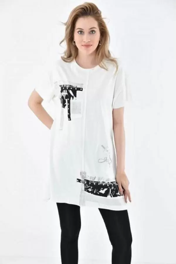Bisiklet Yaka Taşlı ve Baskılı Beyaz Kadın Bluz