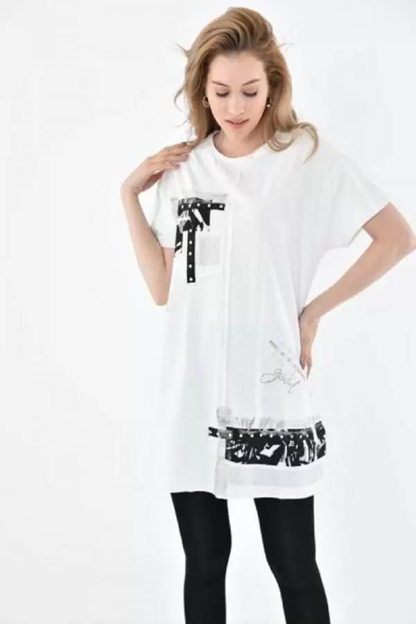 Bisiklet Yaka Taşlı ve Baskılı Beyaz Kadın Bluz
