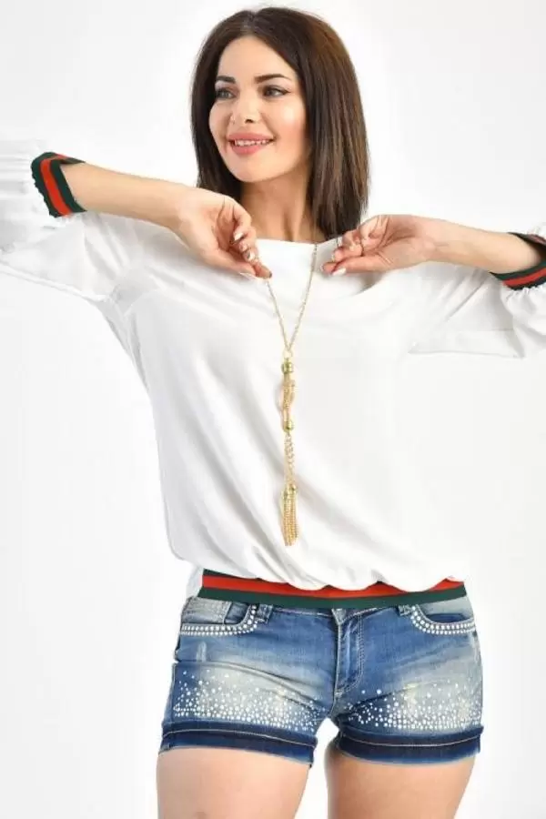 Bisiklet Yaka Uzun Kolu Takı Detaylı Beyaz Kadın Bluz