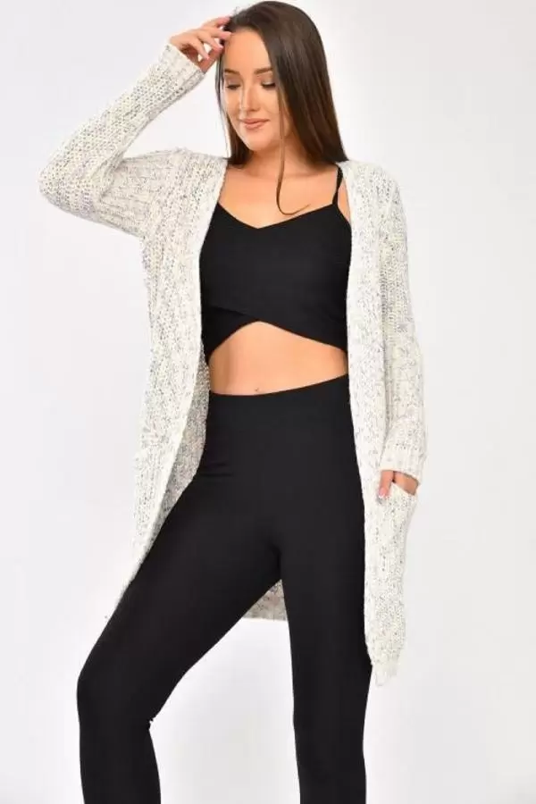 Çift Cepli ve Uzun Kollu Ekru Kadın Triko Hırka