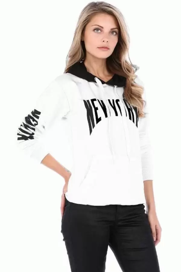 Kapüşonlu Kol ve Göğüs Baskılı Beyaz Kadın Sweatshirt
