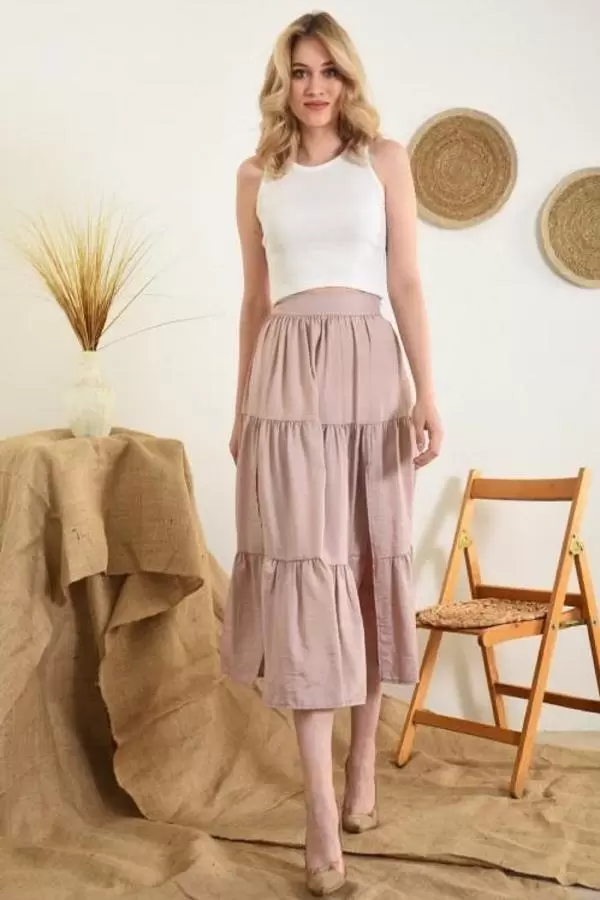 Belden Lastikli iki Yandan Yırtmaçlı Pileli Bej Kloş Kadın Etek