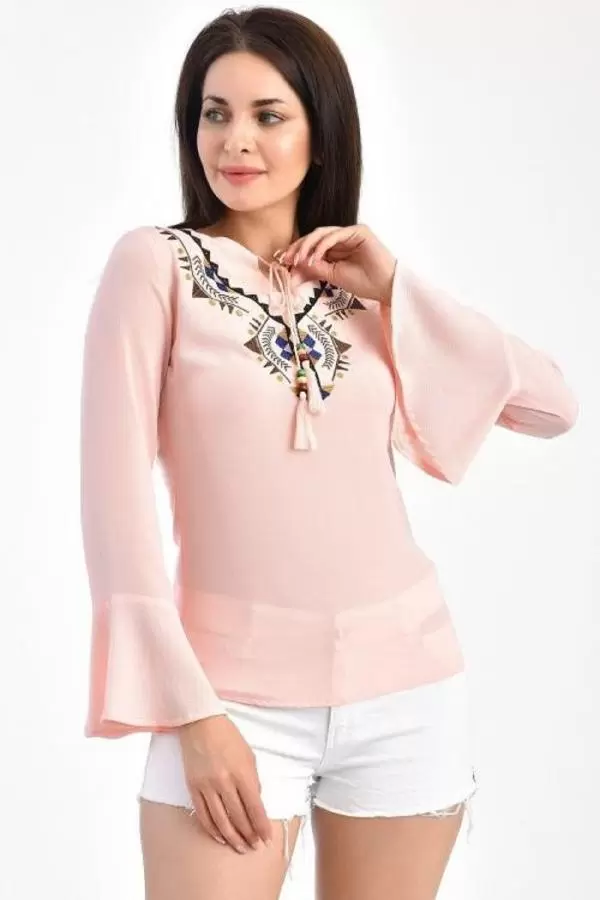 V Yaka Nakışlı Volen Uzun Kollu Pudra Kadın Bluz