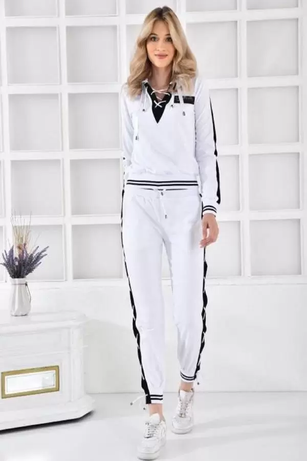 Yandan Bağcık Detaylı Uzun Kollu Kapüşonlu Beyaz Kadın Eşofman Takım