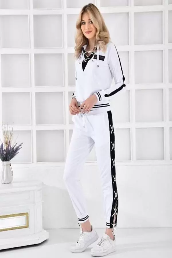 Yandan Bağcık Detaylı Uzun Kollu Kapüşonlu Beyaz Kadın Eşofman Takım