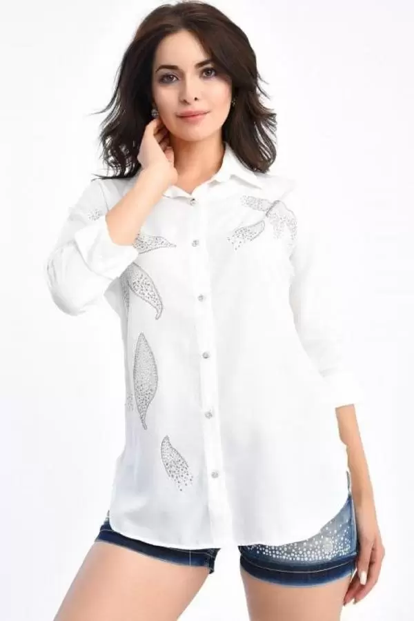 Yaprak Taş Dizili Kısa Kollu Beyaz Kadın Gömlek