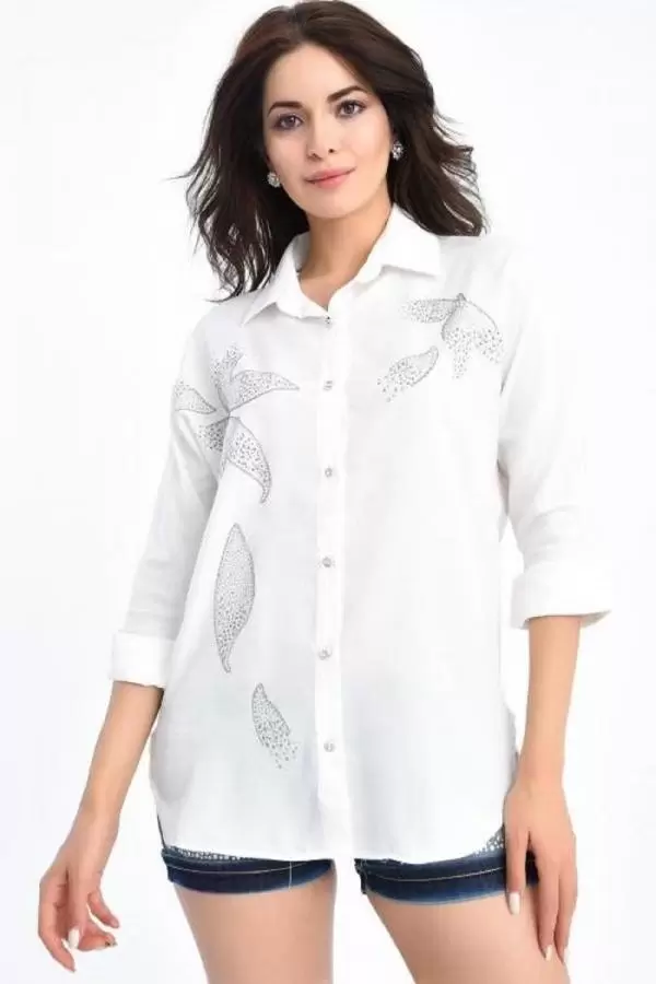 Yaprak Taş Dizili Kısa Kollu Beyaz Kadın Gömlek